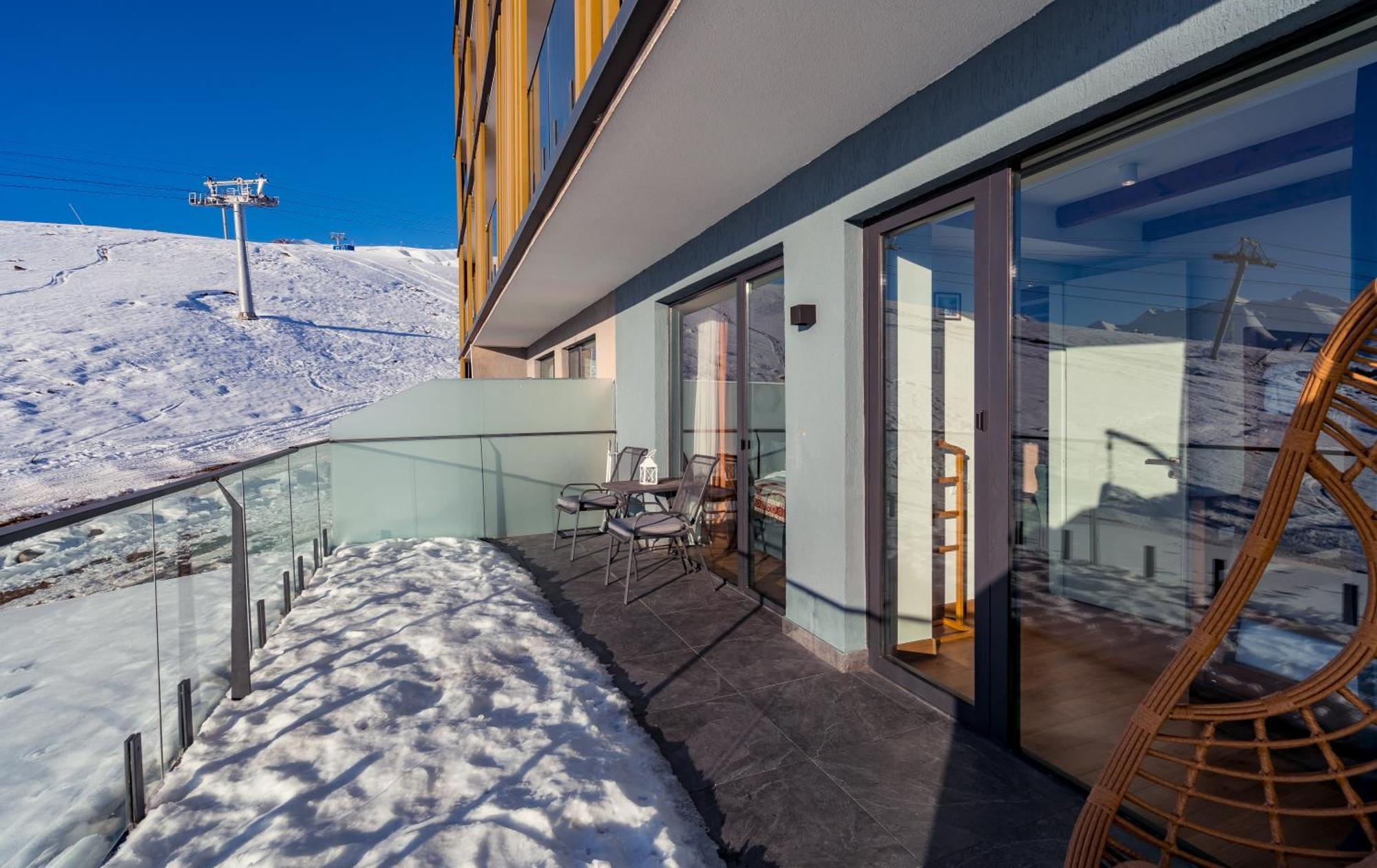 New Gudauri Apartments In Atrium Bagian luar foto
